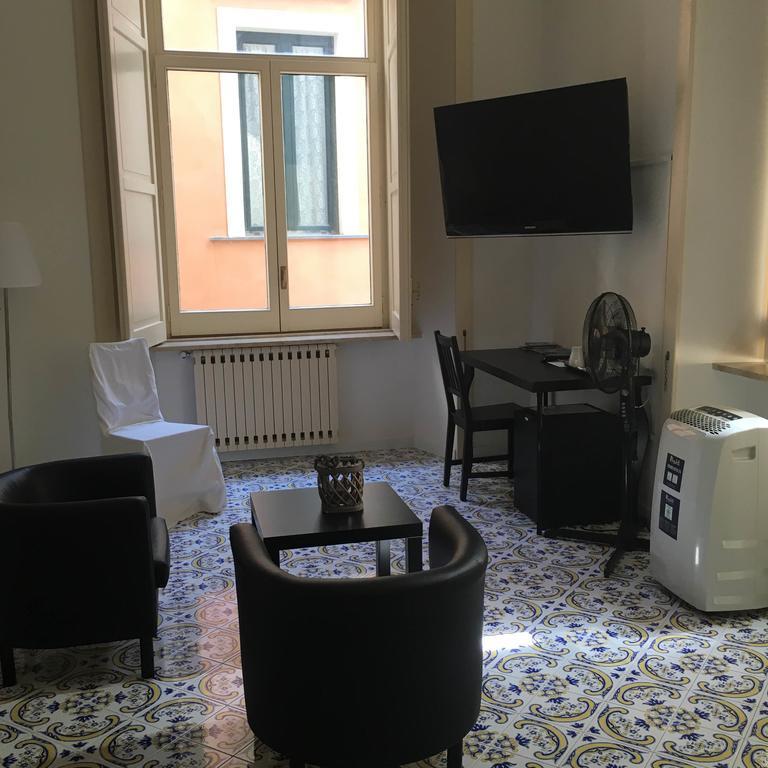 L'Infinito Bed & Breakfast Salerno Bagian luar foto