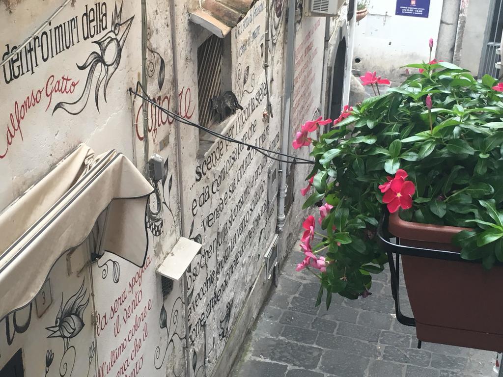 L'Infinito Bed & Breakfast Salerno Bagian luar foto
