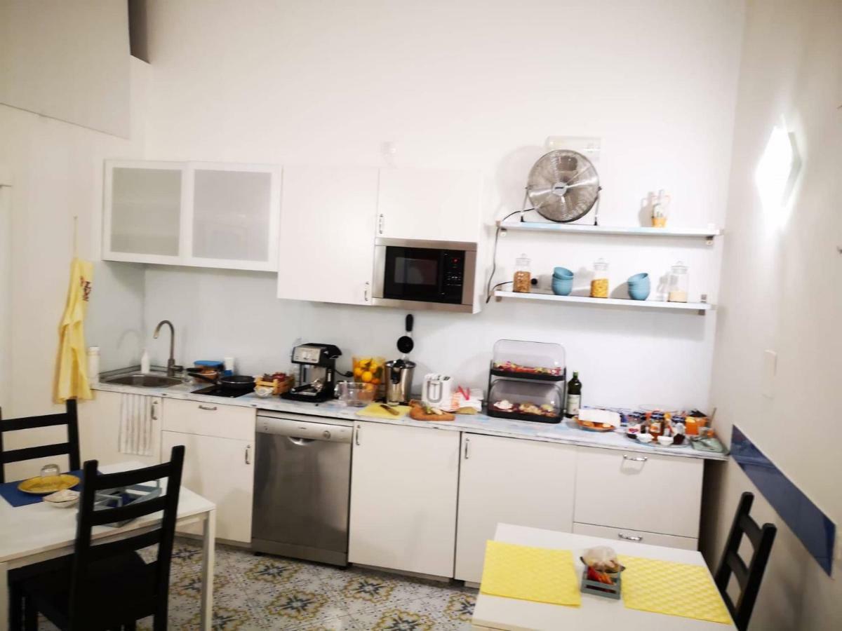 L'Infinito Bed & Breakfast Salerno Bagian luar foto